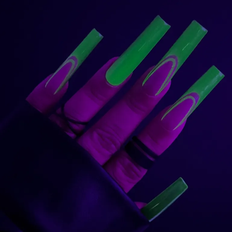 Blacklight