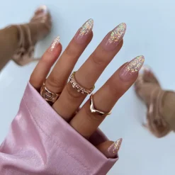 Glisten Here