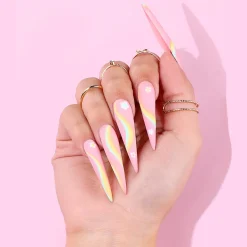 Perfect nails are just a tip away!